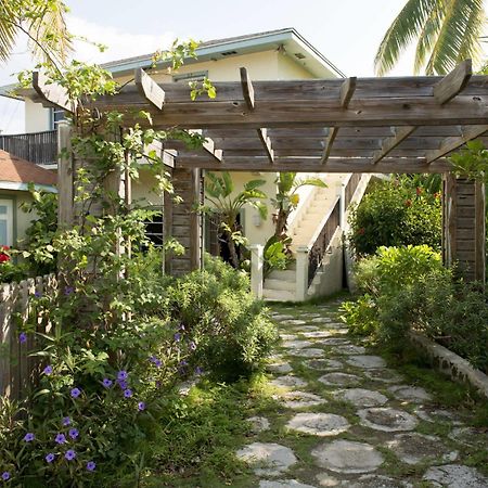 The Sugar Apple Lodging Dunmore Town المظهر الخارجي الصورة