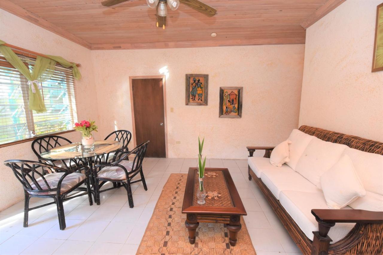 The Sugar Apple Lodging Dunmore Town المظهر الخارجي الصورة