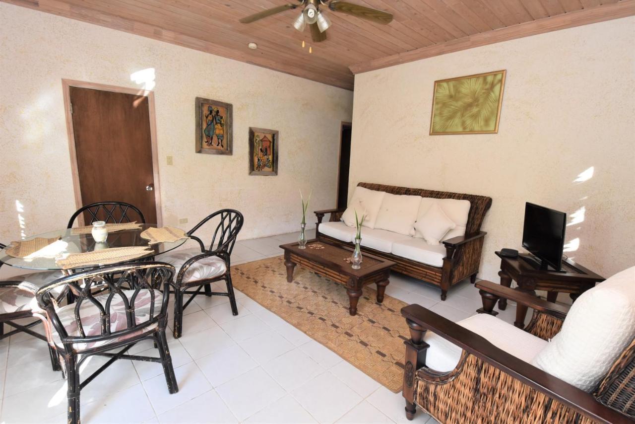 The Sugar Apple Lodging Dunmore Town المظهر الخارجي الصورة