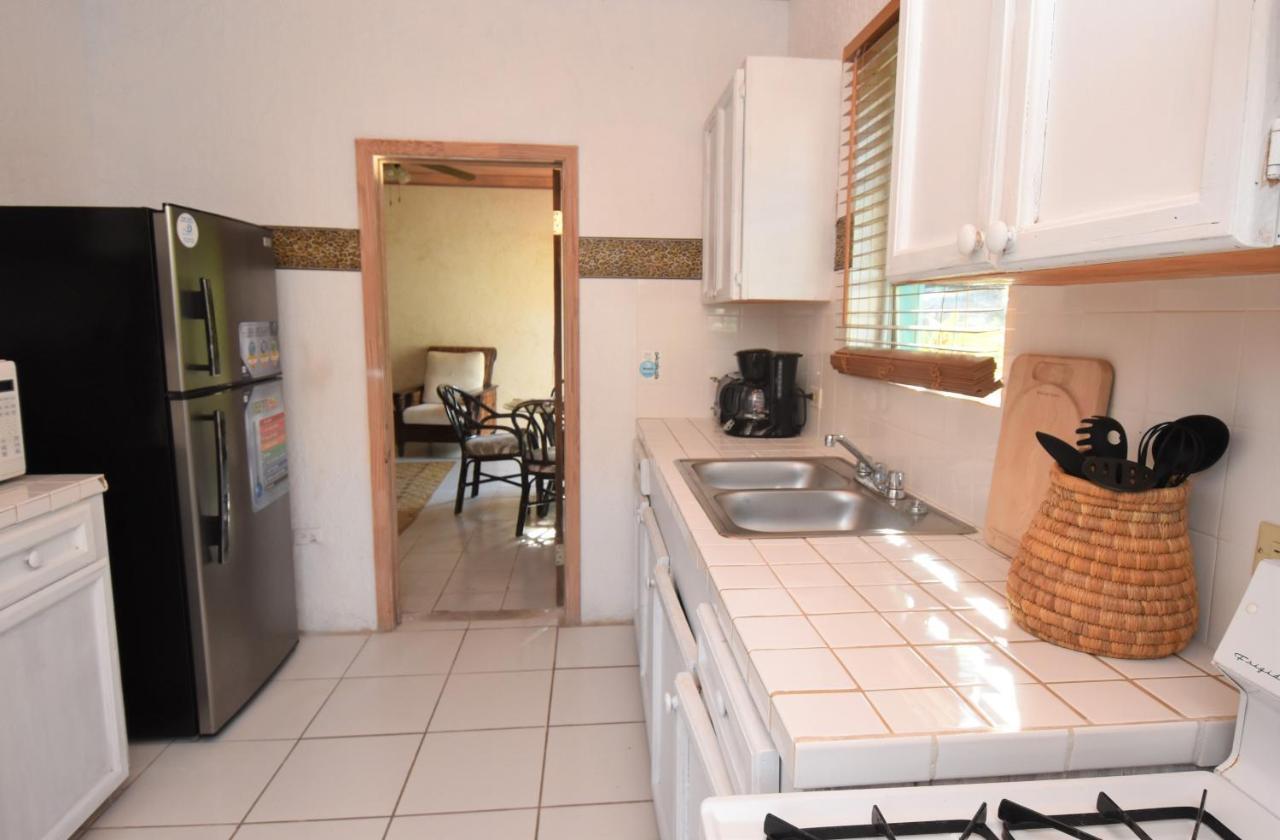 The Sugar Apple Lodging Dunmore Town المظهر الخارجي الصورة