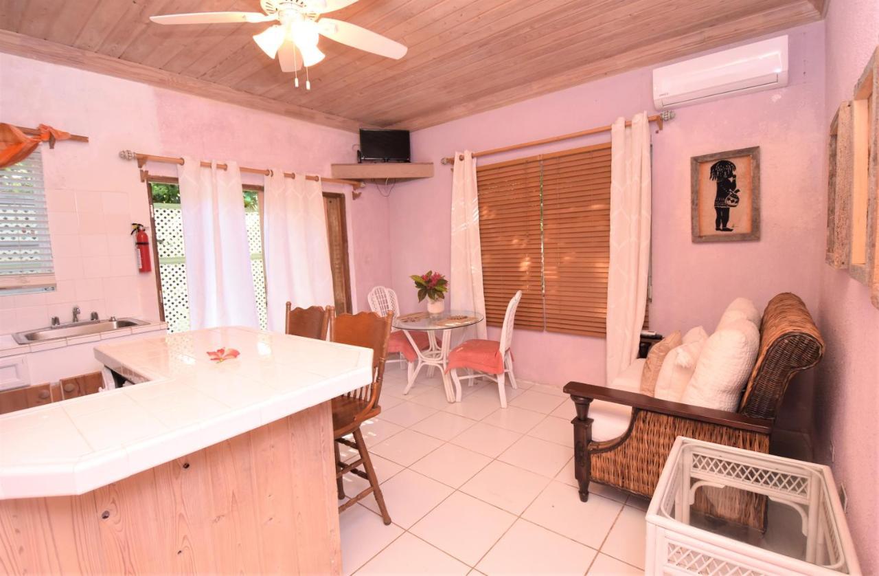 The Sugar Apple Lodging Dunmore Town المظهر الخارجي الصورة