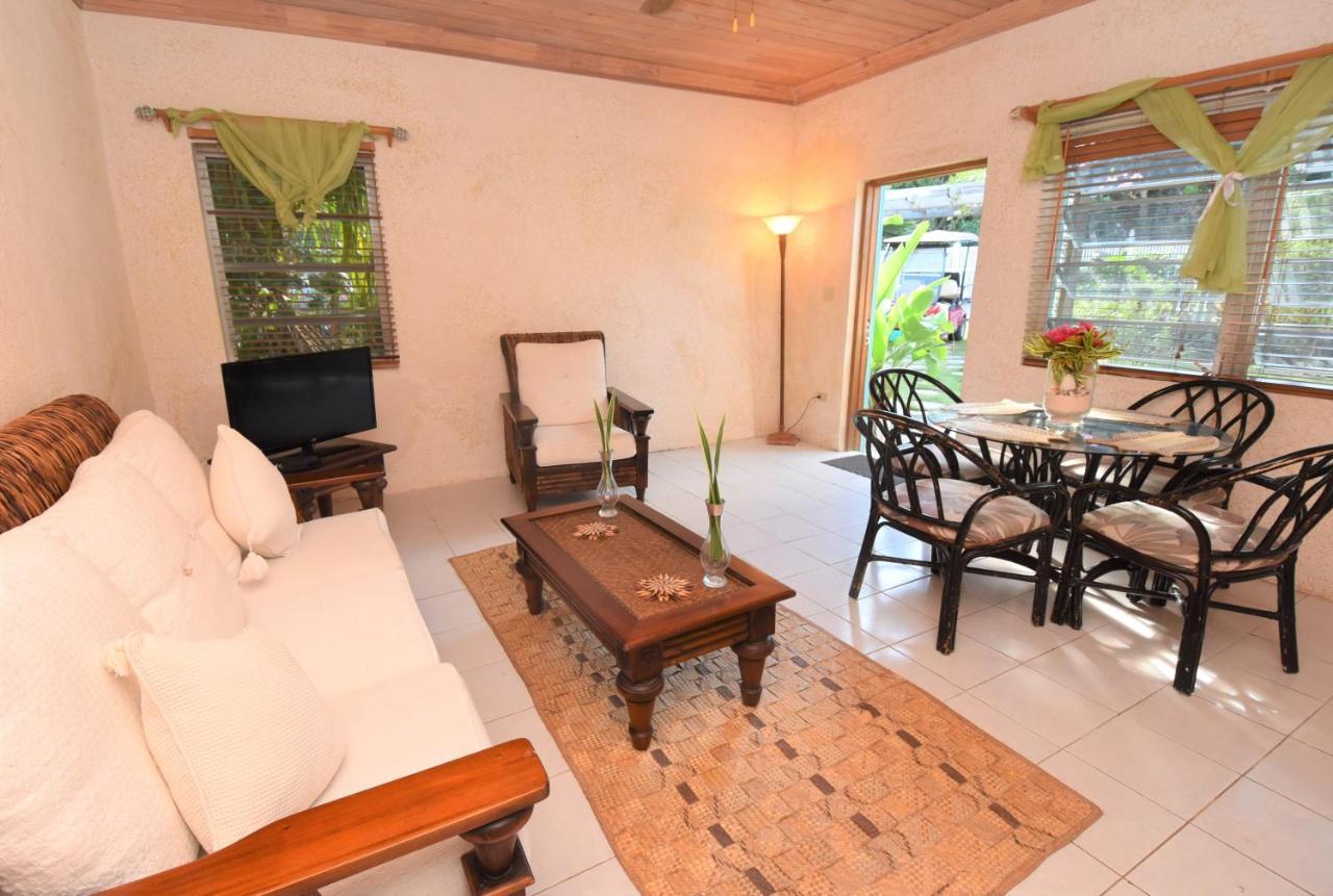 The Sugar Apple Lodging Dunmore Town المظهر الخارجي الصورة