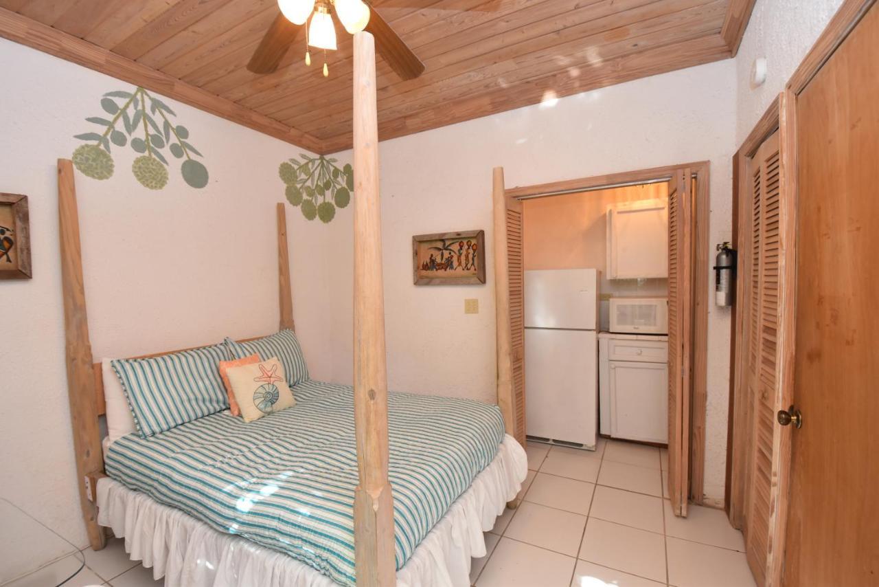 The Sugar Apple Lodging Dunmore Town المظهر الخارجي الصورة
