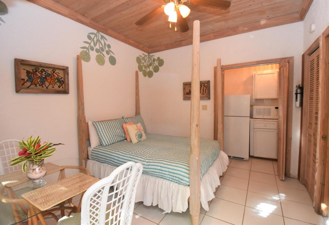 The Sugar Apple Lodging Dunmore Town المظهر الخارجي الصورة