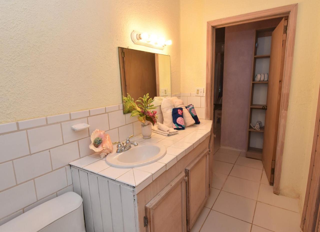 The Sugar Apple Lodging Dunmore Town المظهر الخارجي الصورة