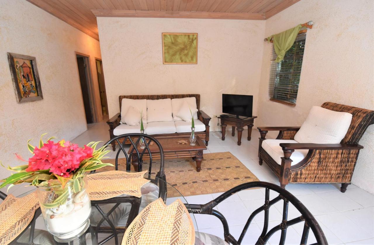 The Sugar Apple Lodging Dunmore Town المظهر الخارجي الصورة